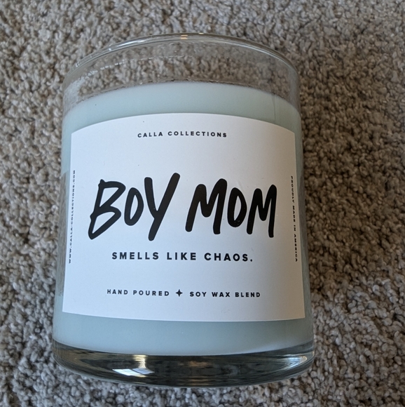 Boy Mom Candle- Calla Collections- 12 oz - Picture 2 of 4